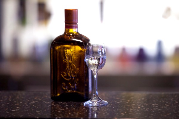 Spirits and Liqueurs (40% alcohol):
1 bottle